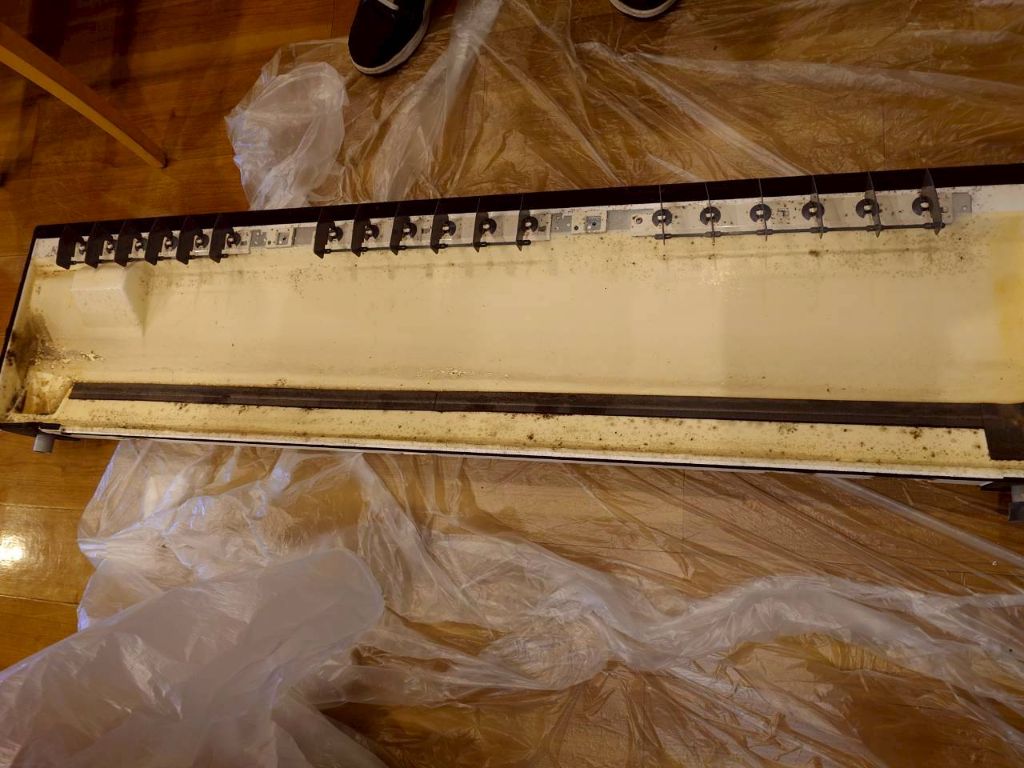 清掃後のパーツ